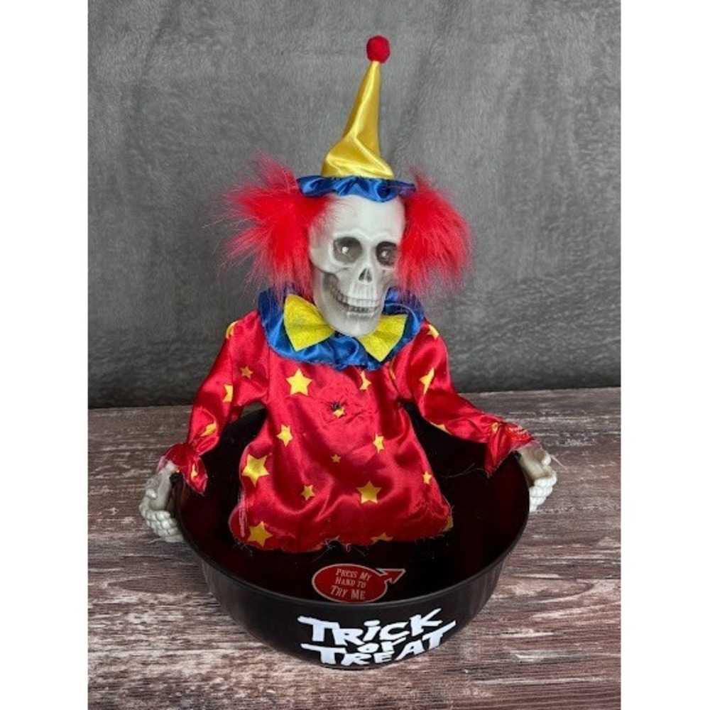 Skeleton Clown Animated Candy Bowl Halloween Trick Treat‎ Animatronic WORKS!
